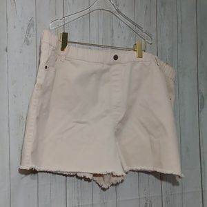 Sonoma Beige pull-on twill mom shorts NWT sz 24W
